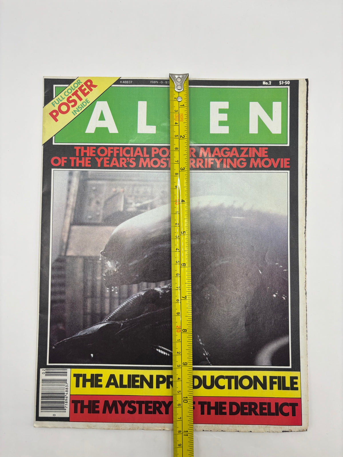 Vintage 1979 Alien (Movie) Official Poster Magazine No.2