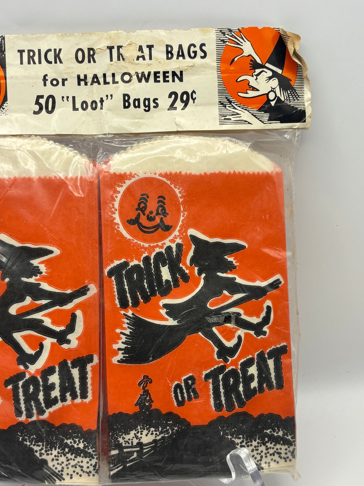 Vintage Halloween 1950s 50 Trick Or Treat "Loot" Bags In Original Packaging