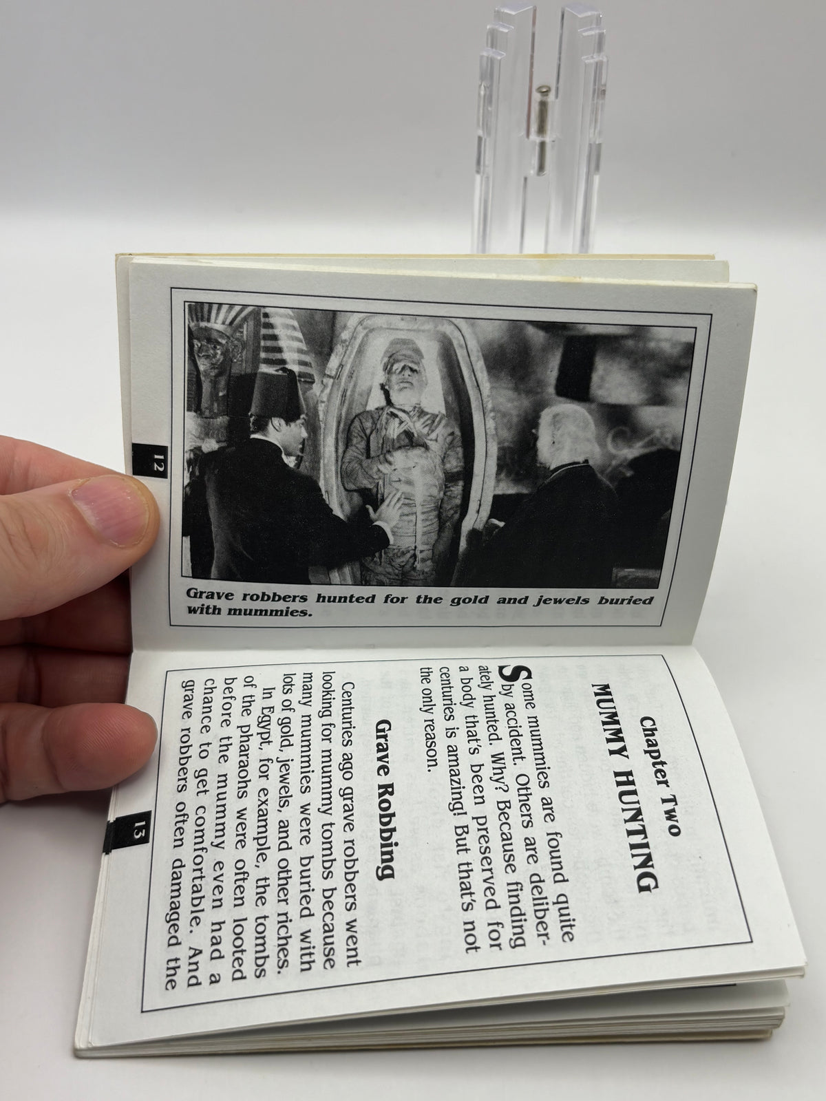 Vintage 1994 Shock Shots Mummies Scholastic Pocket Book