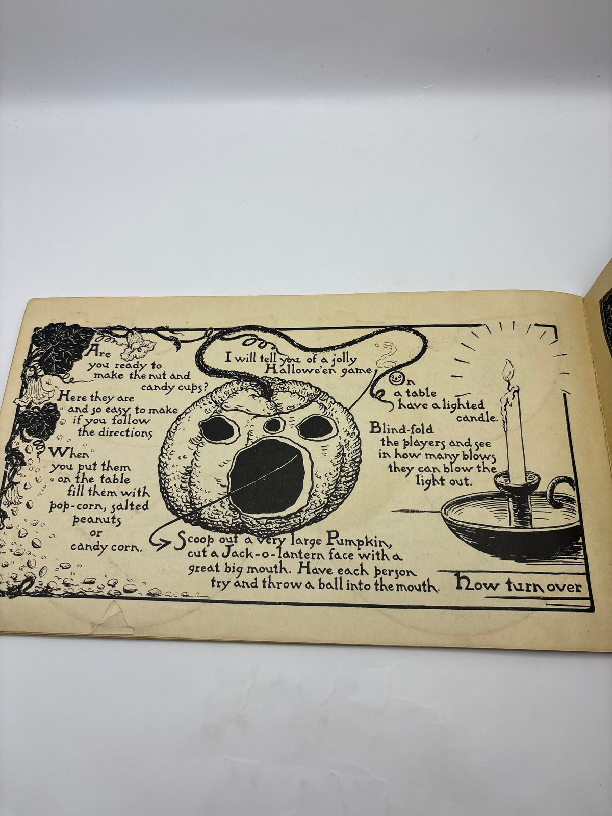 1923 Beistle Hallowe'en Decorations Children's Hallowe'en Party Book