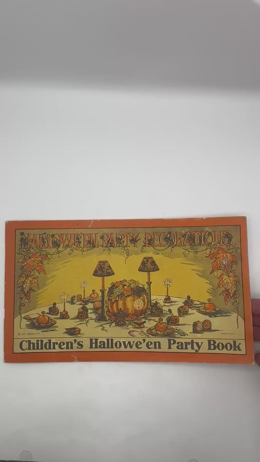 1923 Beistle Hallowe'en Decorations Children's Hallowe'en Party Book